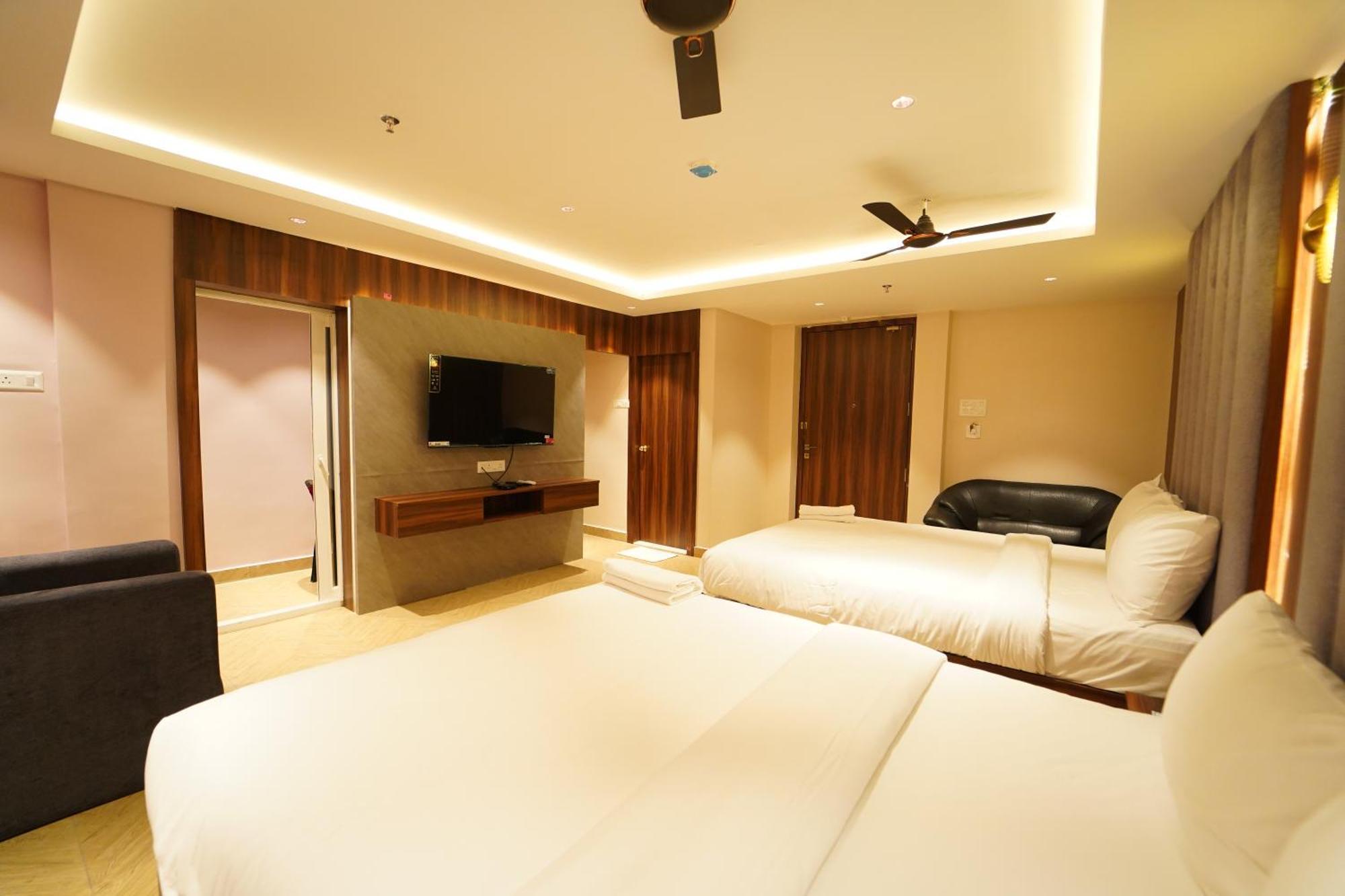 Hotel Ananta Sayana Бхубанешвар Екстериор снимка