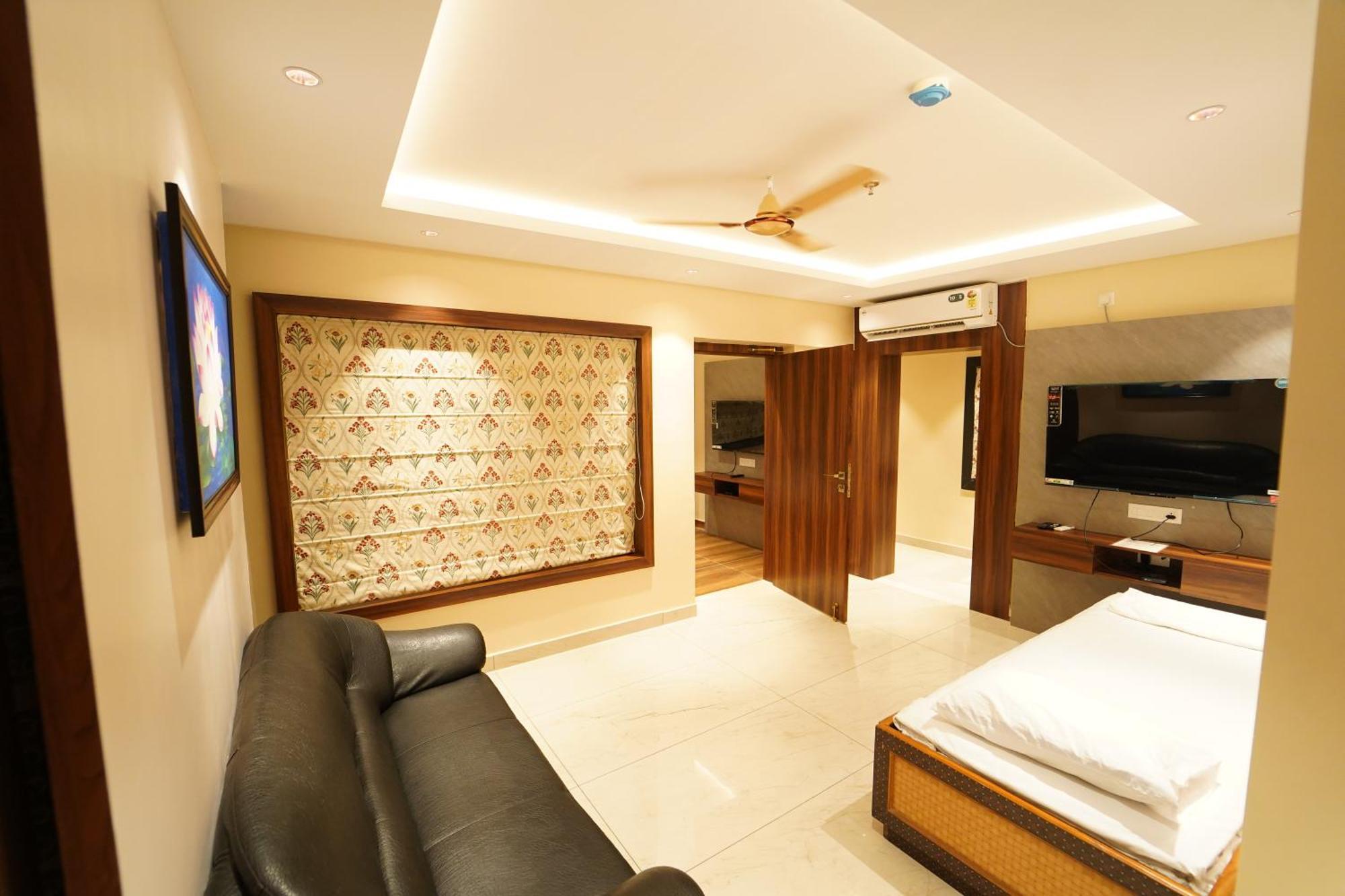 Hotel Ananta Sayana Бхубанешвар Екстериор снимка